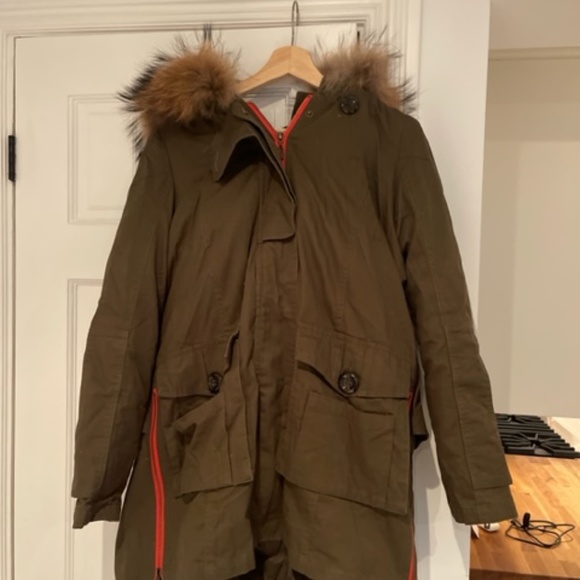 Popski Army Green Jacket with Raccoon Fur Collar - Picture 6 of 6